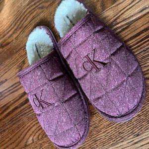 Calvin Klein womens slippers